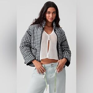 Black and White Checkered Quilted Women's Cropped Puffer Jacket